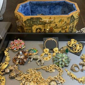 Vintage Jewelry